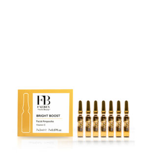 Bright Boost Facial Ampoules de la Faebey sunt fiole faciale cu Vitamina C.