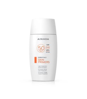 Set Wet Bikini Bag Skin Primers format din saculet pentru bikini, exfoliant pe baza de orez si emulsie faciala cu protectie solara SPF 50