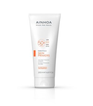 Face&Body Emulsion Skin Primers de la Ainhoa este o emulsie cu protectie solara inalta SPF 50+, destinata atat tenului cat si corpului.